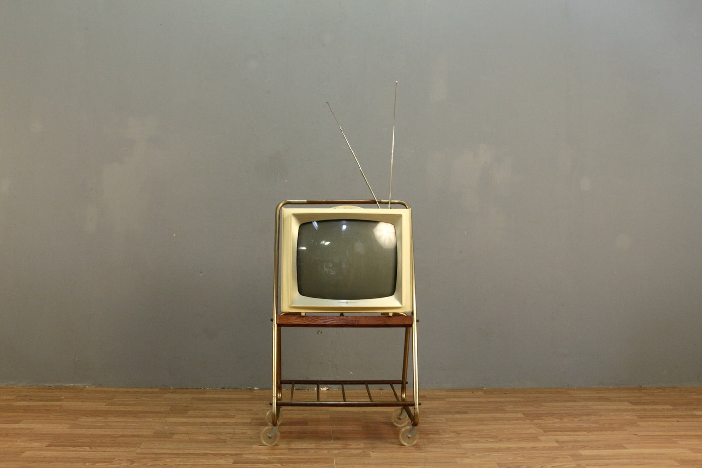 1970s General Electric Television With Stand - ONLINE ONLY