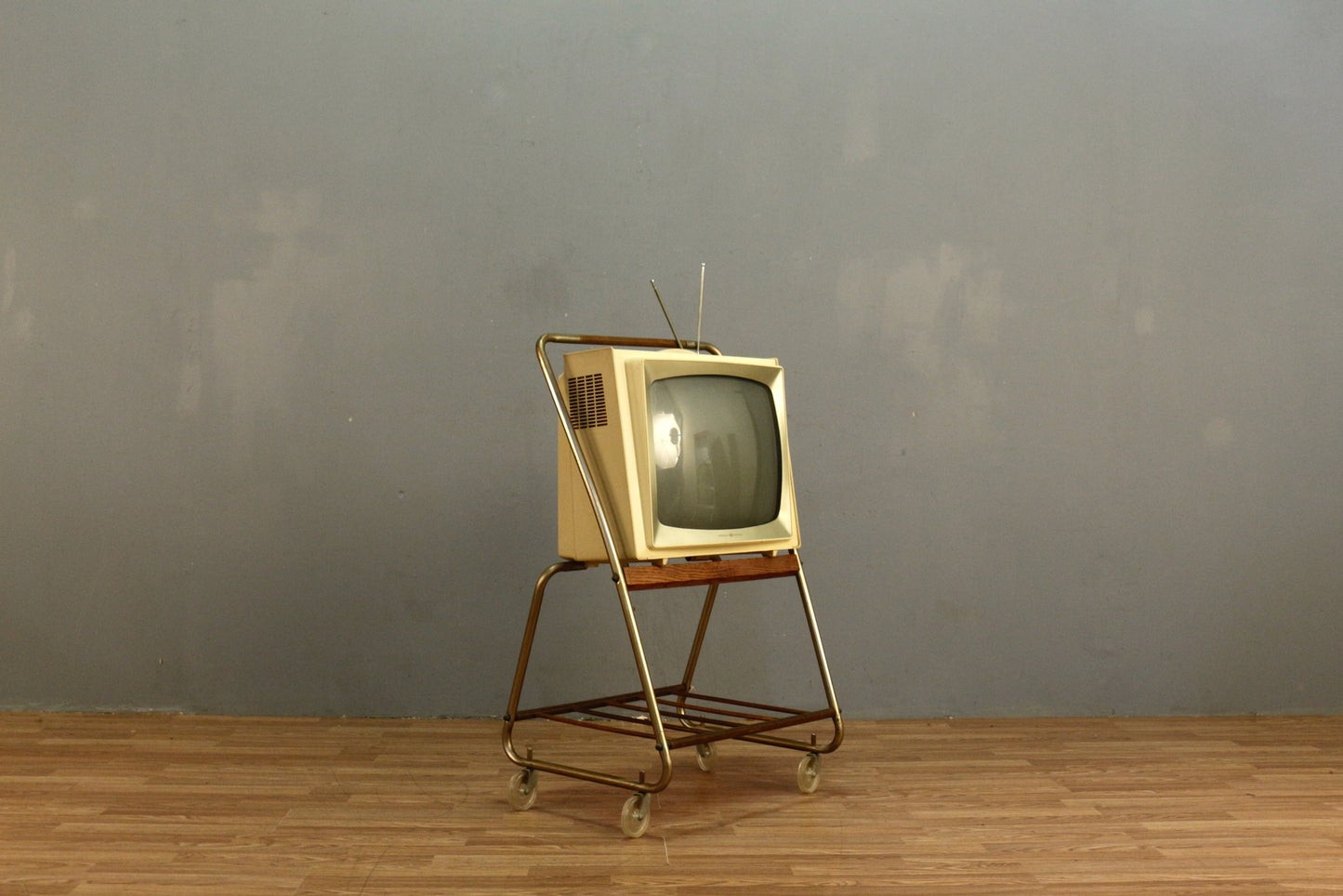 1970s General Electric Television With Stand - ONLINE ONLY