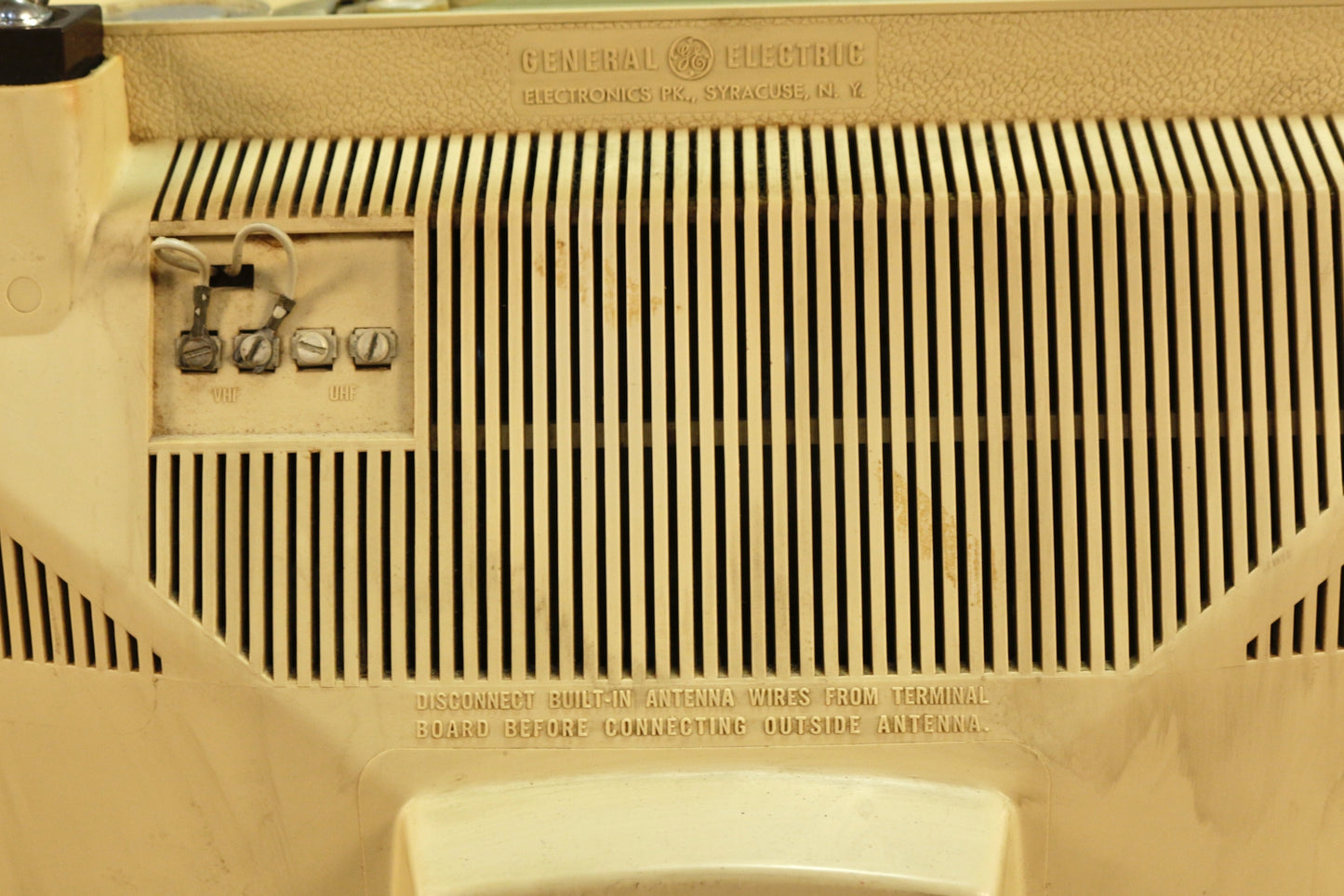 1970s General Electric Television With Stand - ONLINE ONLY
