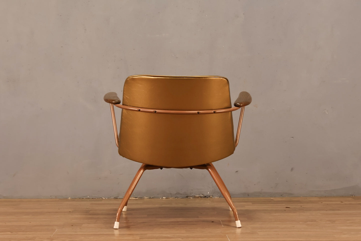 Viko Baumritter Atomic Gold Swivel Armchair