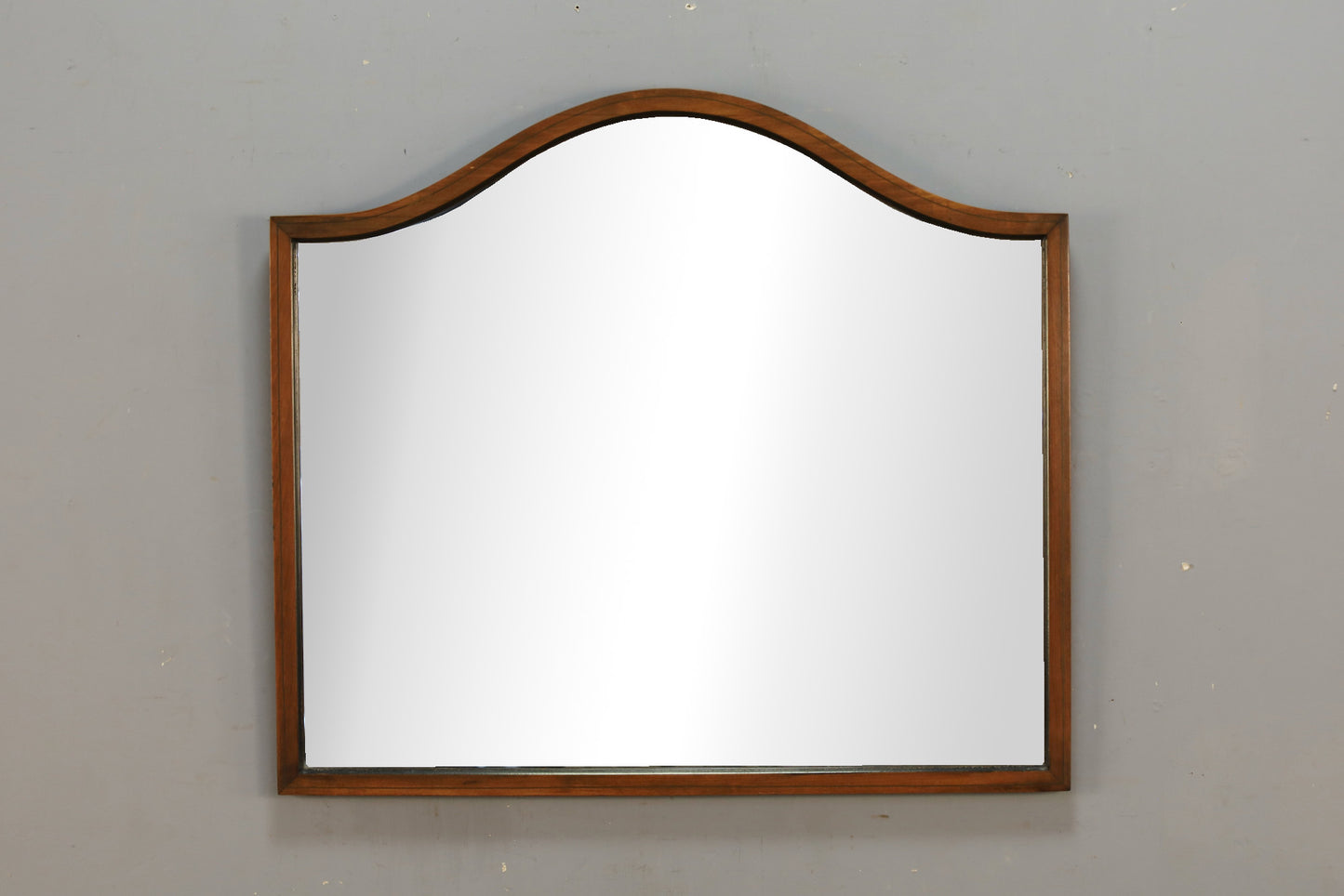 Elegant Curve-Top Mirror