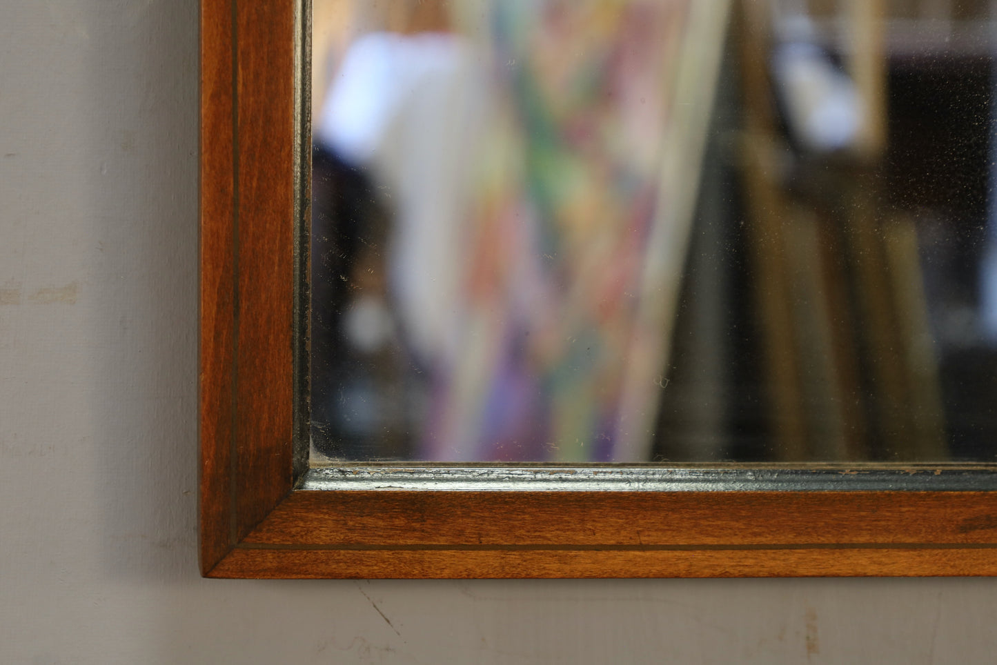 Elegant Curve-Top Mirror