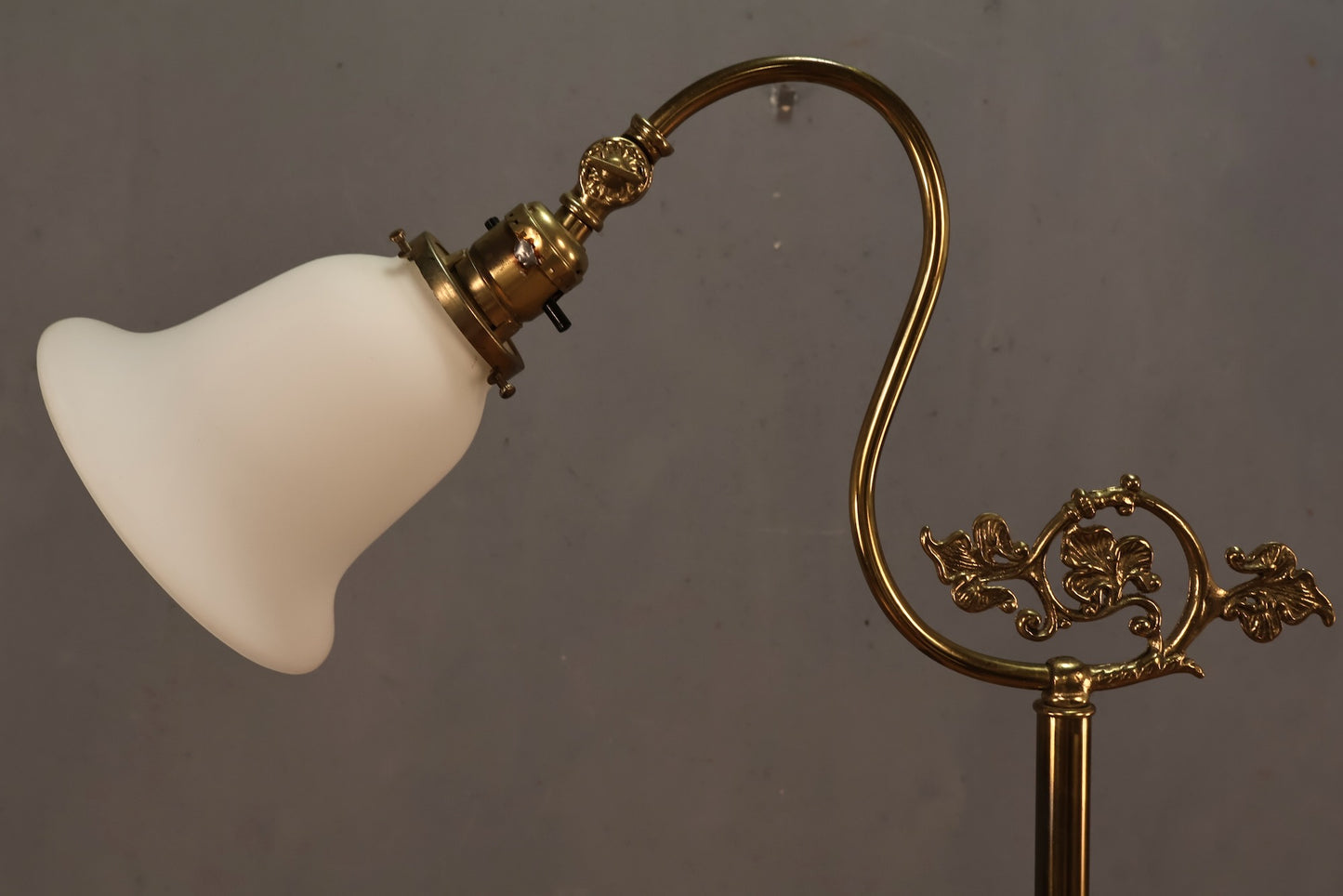 Elegant Brass & Frosted Glass Floor Lamp