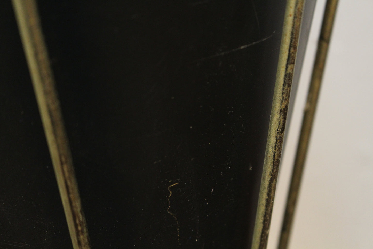 Atomic Metal Umbrella Stand