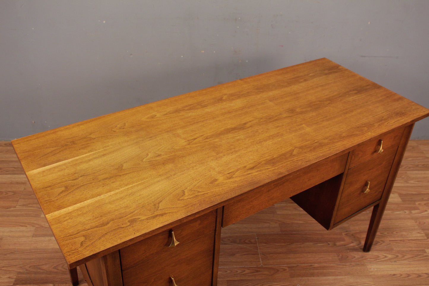 Broyhill Brasilia Walnut 5-Drawer Desk