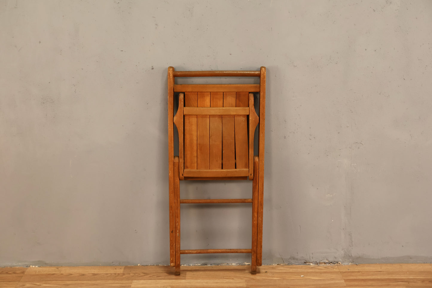 Slatted Wood Children's Folding Chair Q