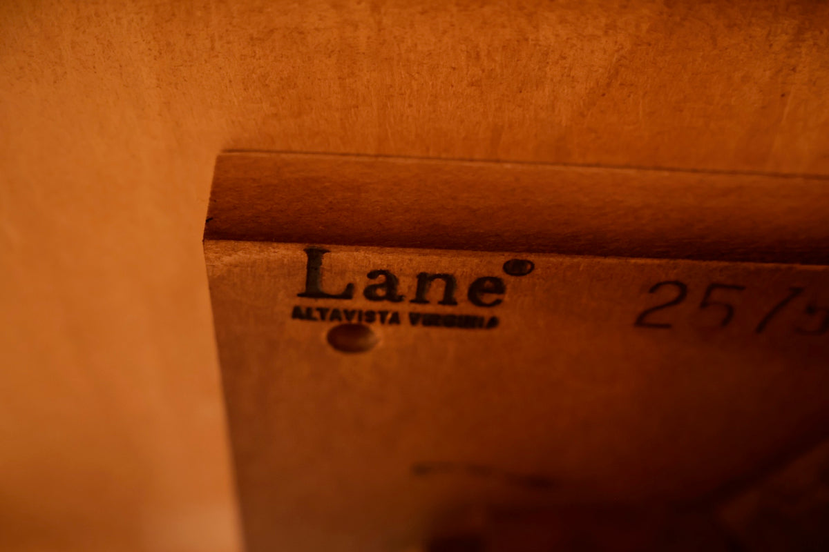 Lane Oak Block Round End Table