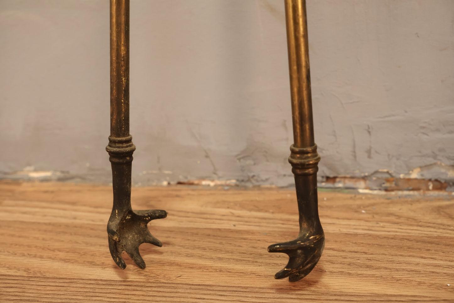 Brass 2-Piece Fireplace Set