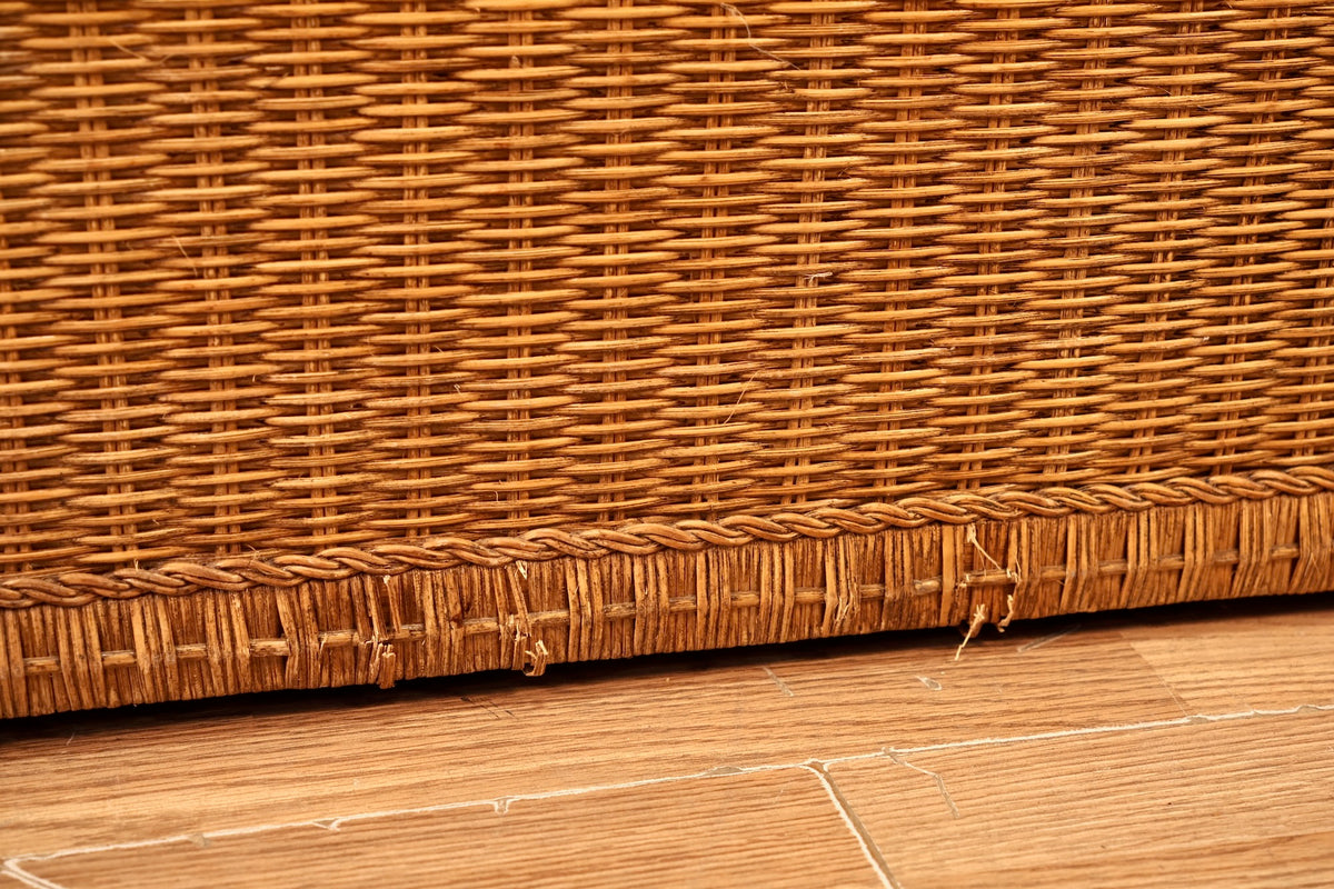 Classic Wicker Trunk