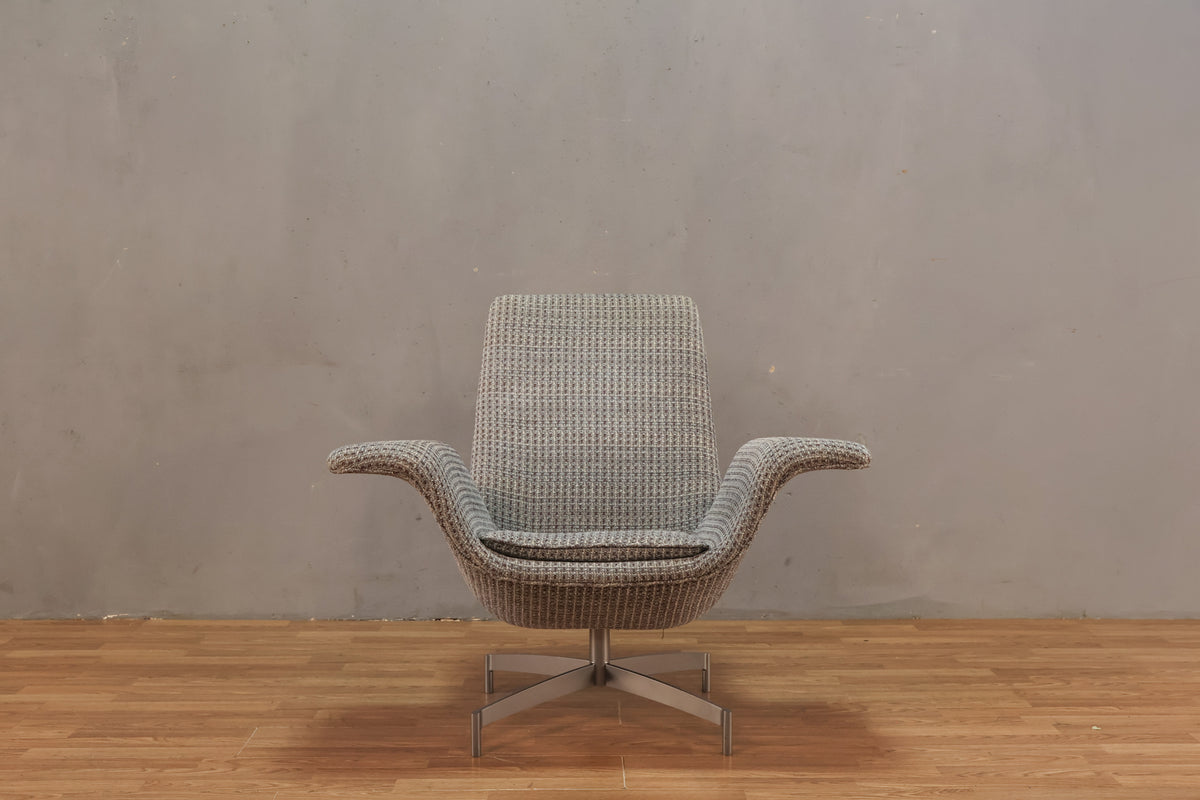 HBF "Dialogue" Wing Lounge Chair