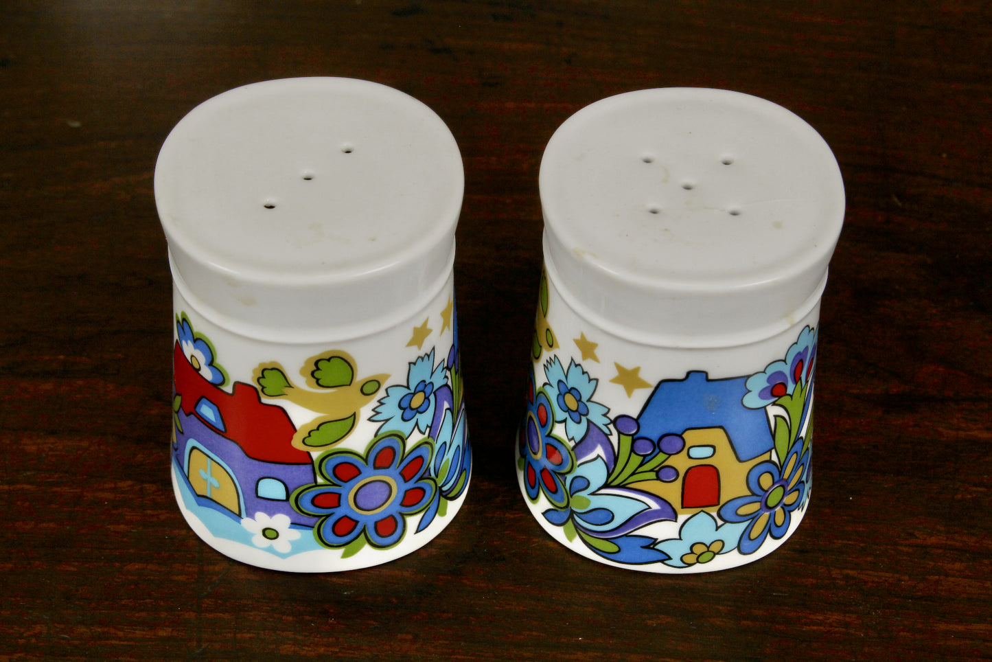 Quadrille Sango 30-Piece Tea Set
