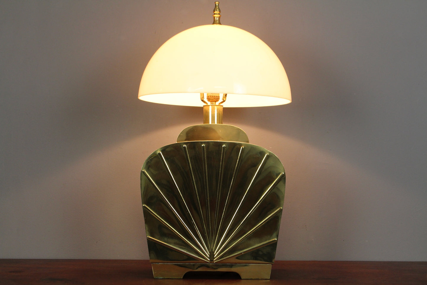 Deco Revival Gold Table Lamp