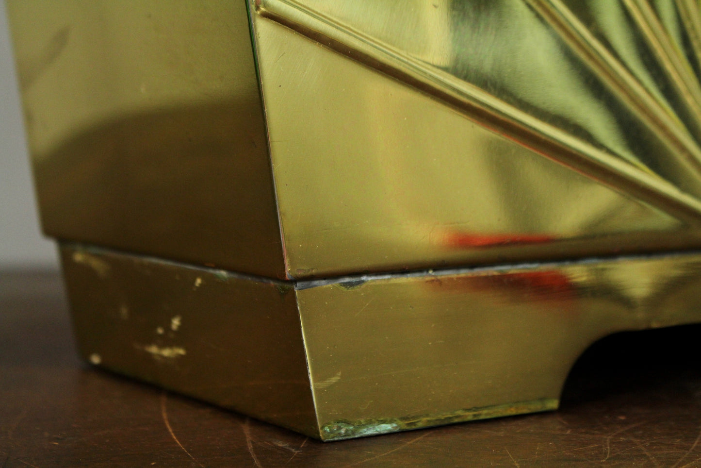 Deco Revival Gold Table Lamp