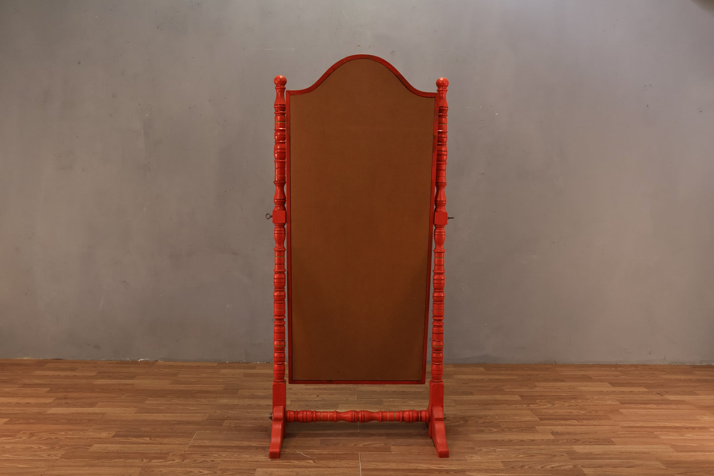 Stanley “Olé” Scarlet Cheval Mirror