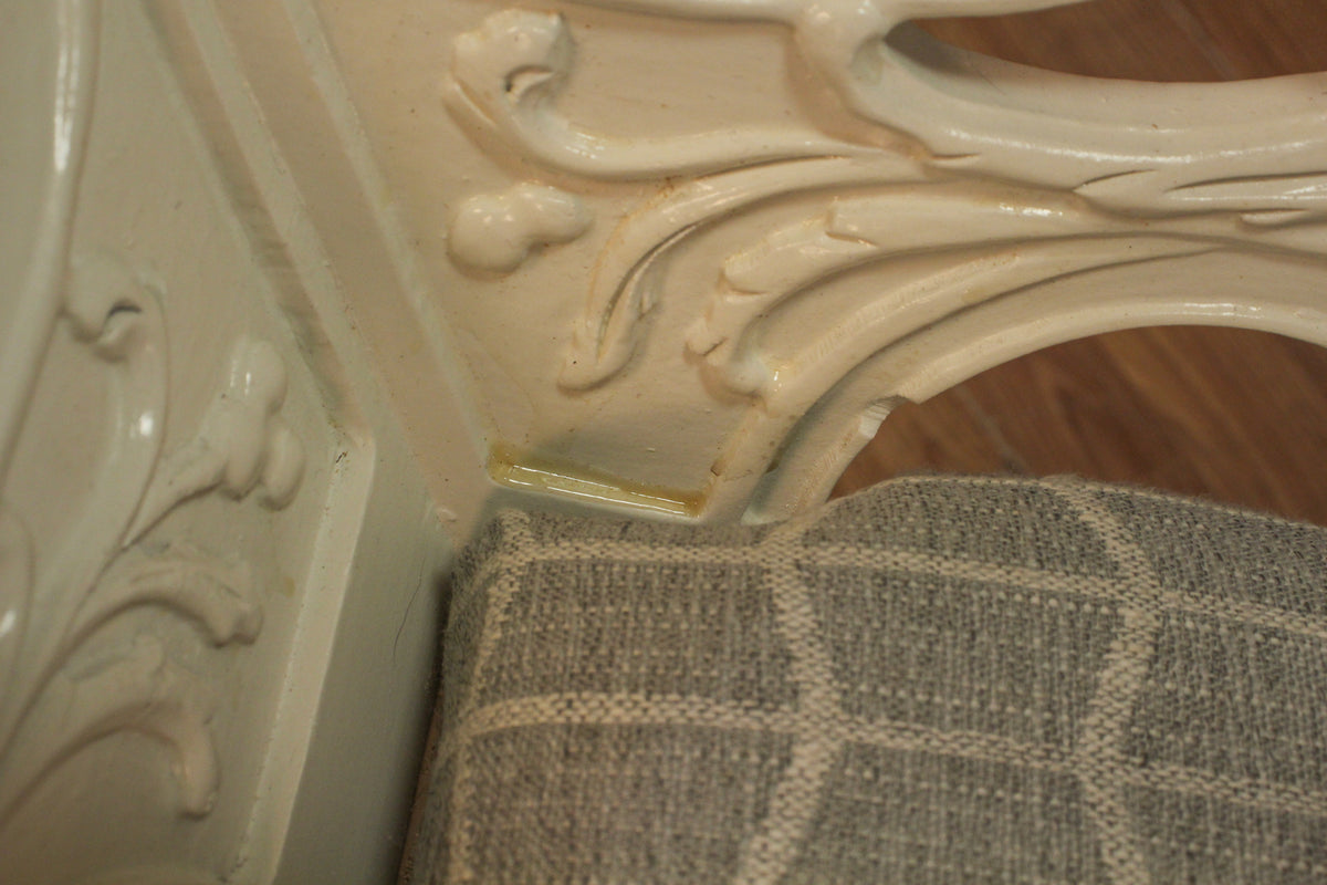 Ornate White & Gray Vanity Bench