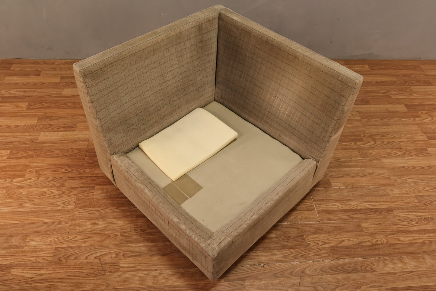 Neutral Grid Corner Seat - ONLINE ONLY