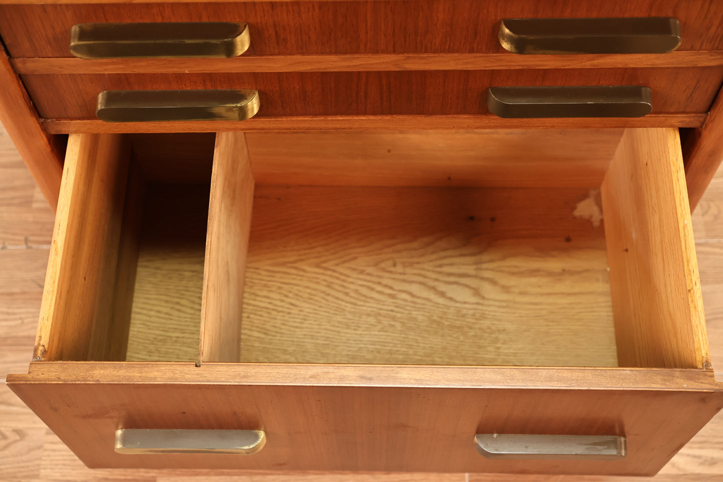 Deco Mid Century 3-Drawer Commode
