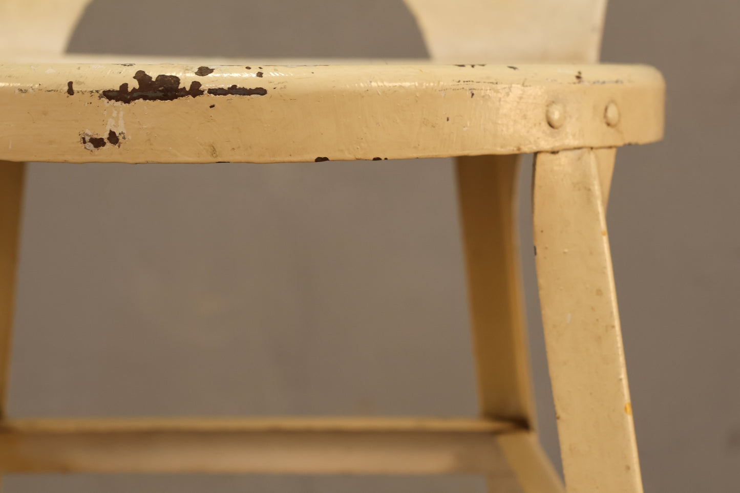 Industrial Buttercream Work Stool