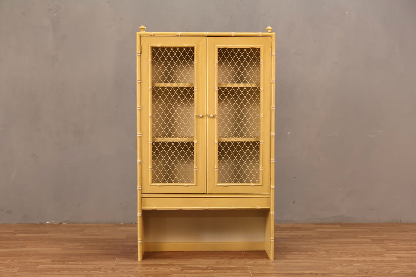 Thomasville Lemon Meringue 2-Door Bookcase