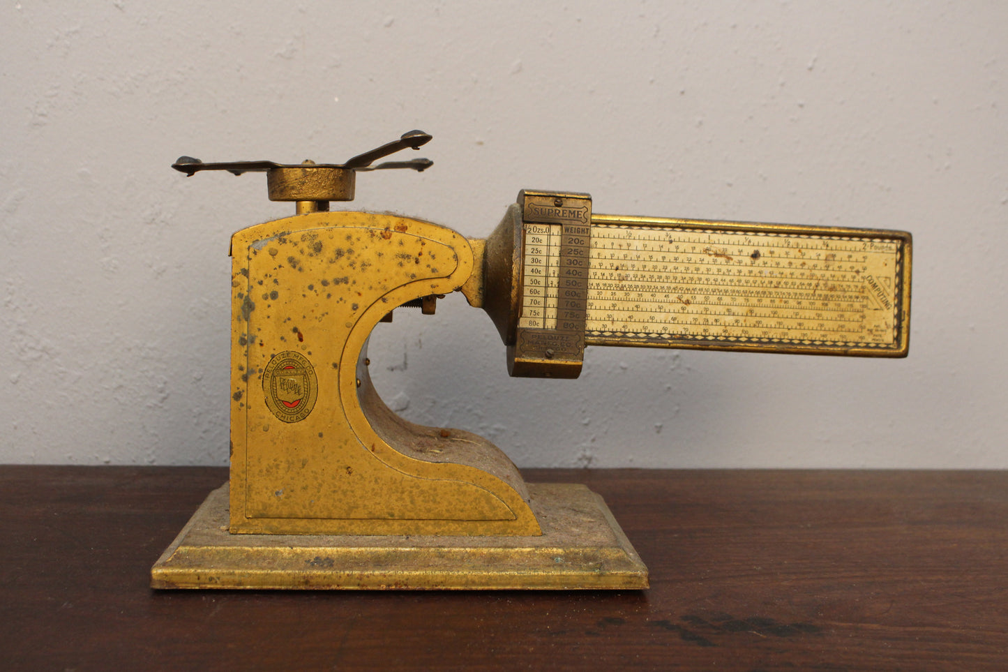Prop Pelouze Gold Postal Scale