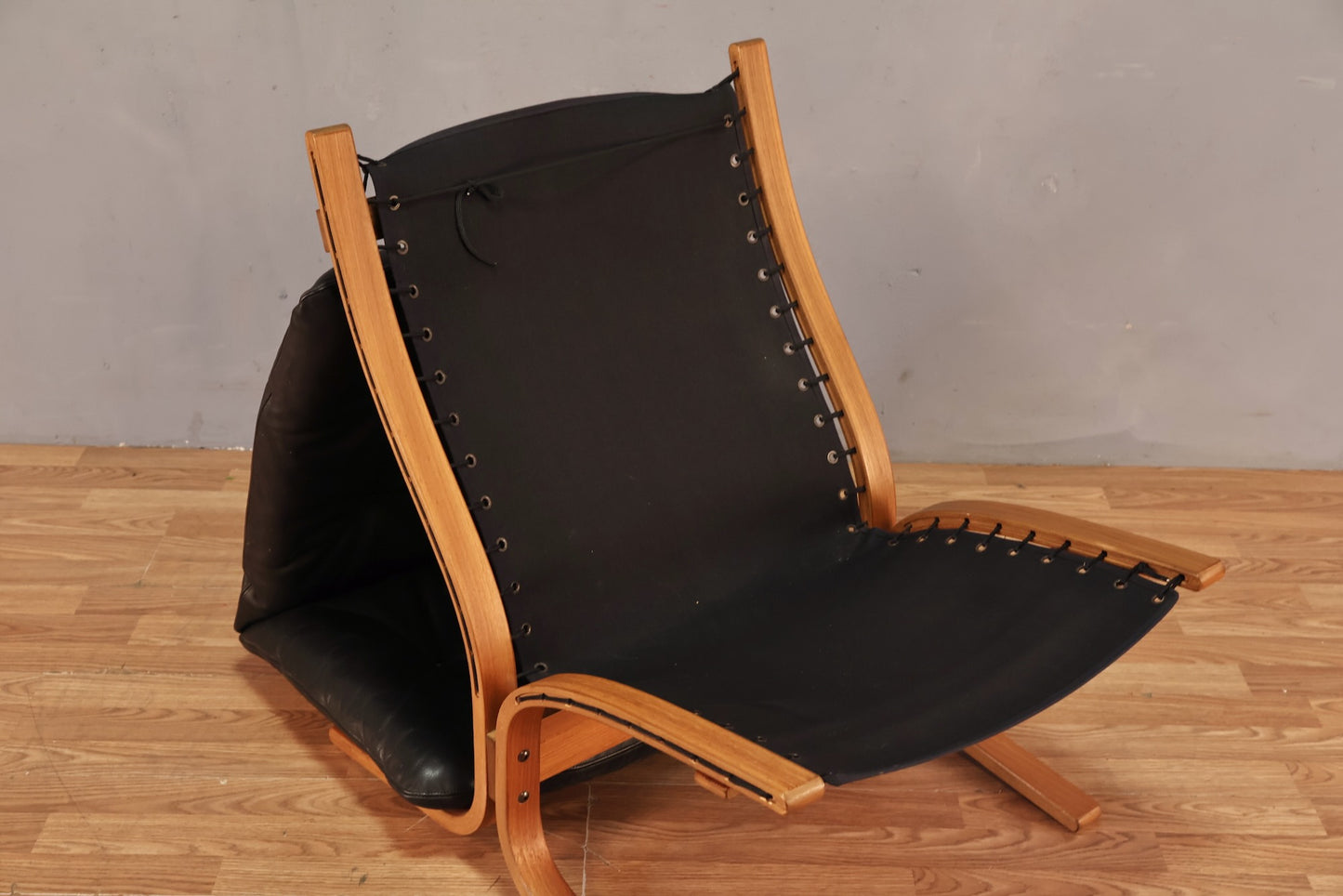 Ingmar Relling "Siesta" Leather & Teak Lounge Chair - ONLINE ONLY