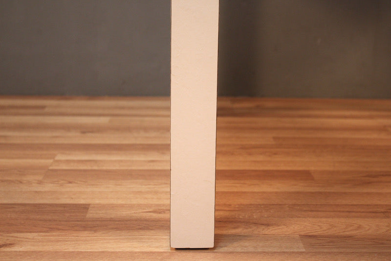 White Textured Laminate Parsons End Table – ONLINE ONLY