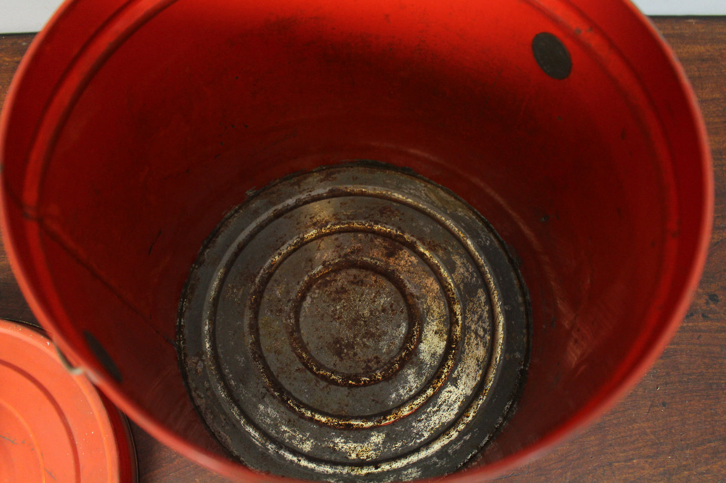 Red Iris Metal Bucket