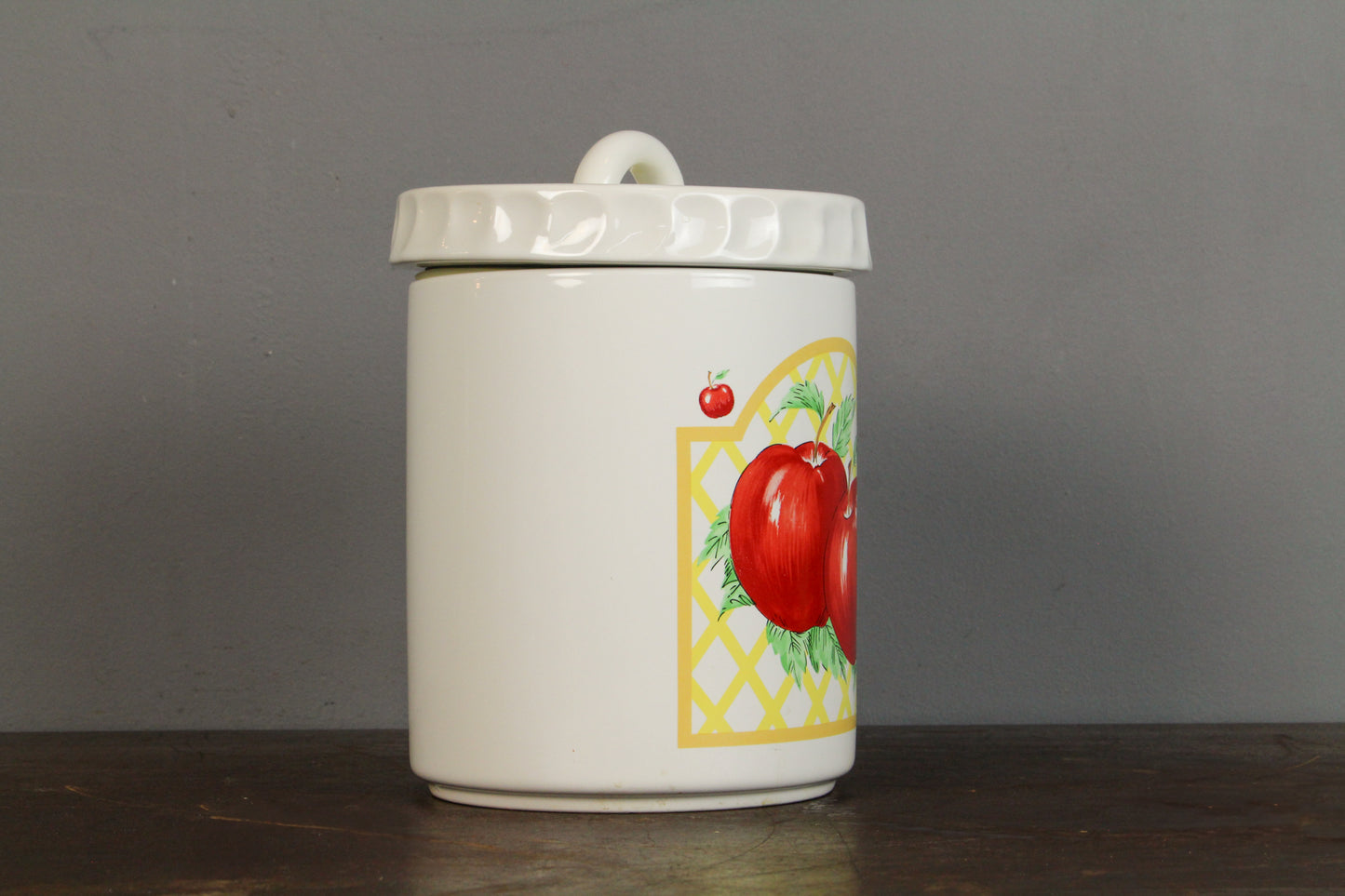 Himark Country Apple Ceramic Jar