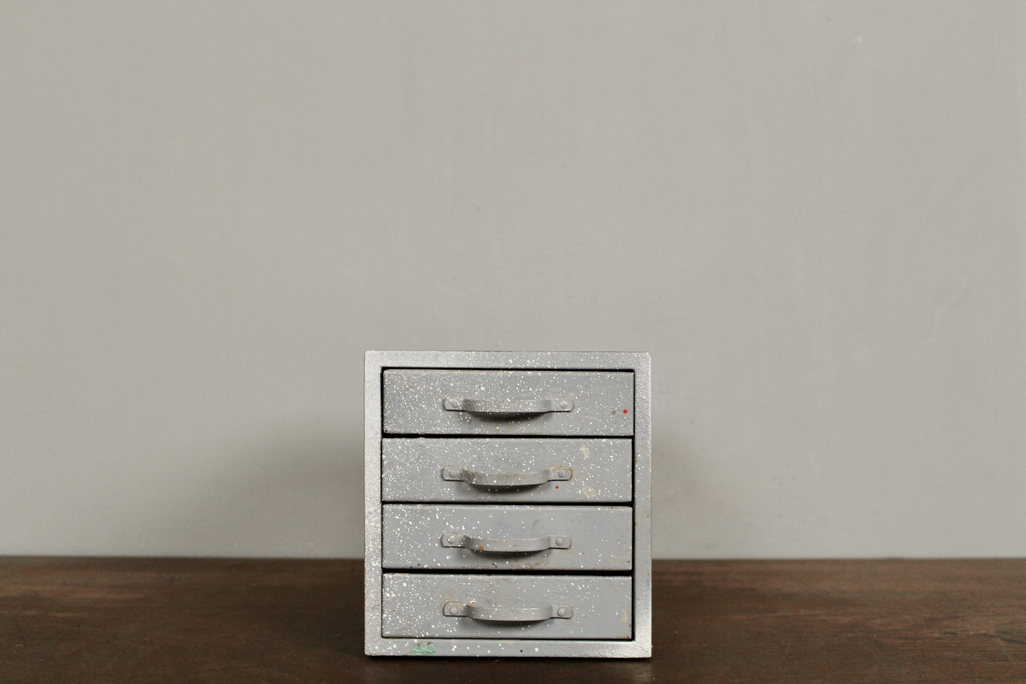 Small Cenco 1920s Scale