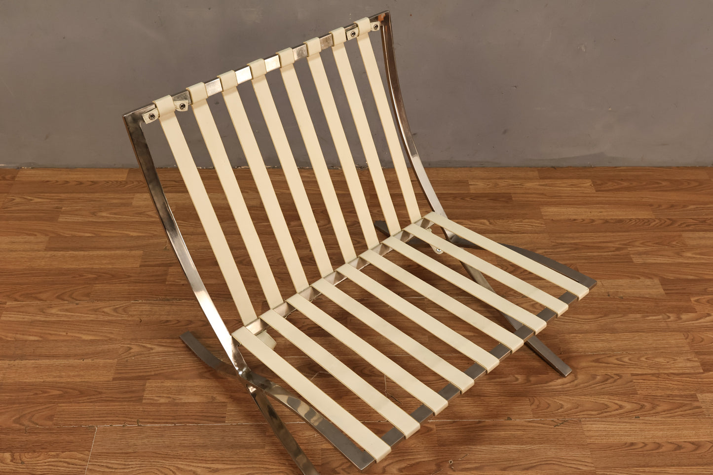 Barcelona-Style White Leather Lounge Chair