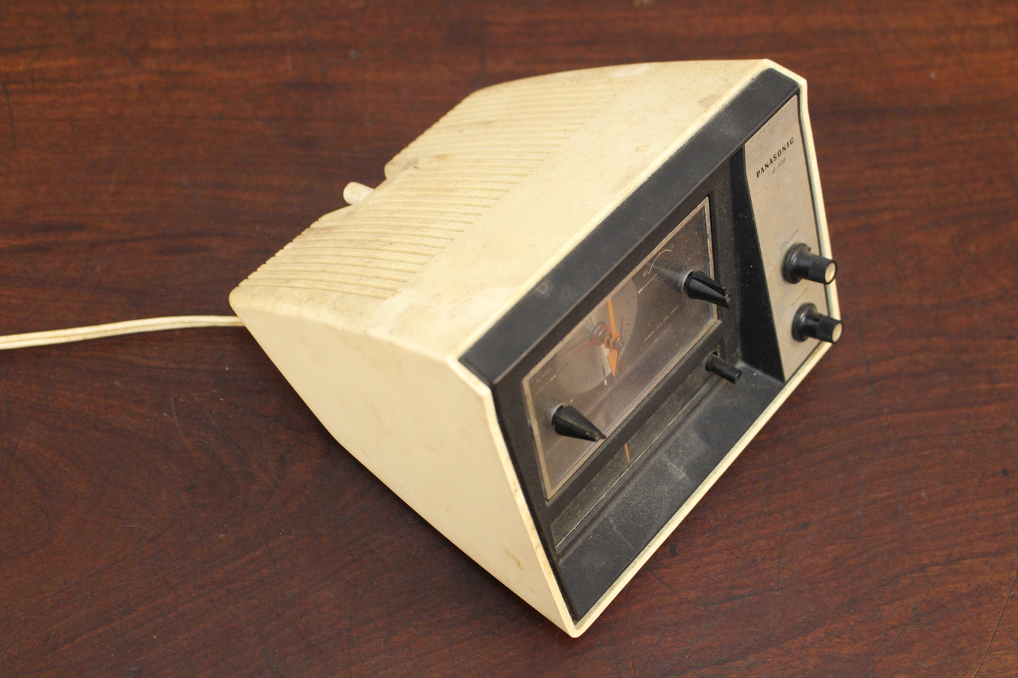 1960s Space-Age Panasonic Prop Clock Radio