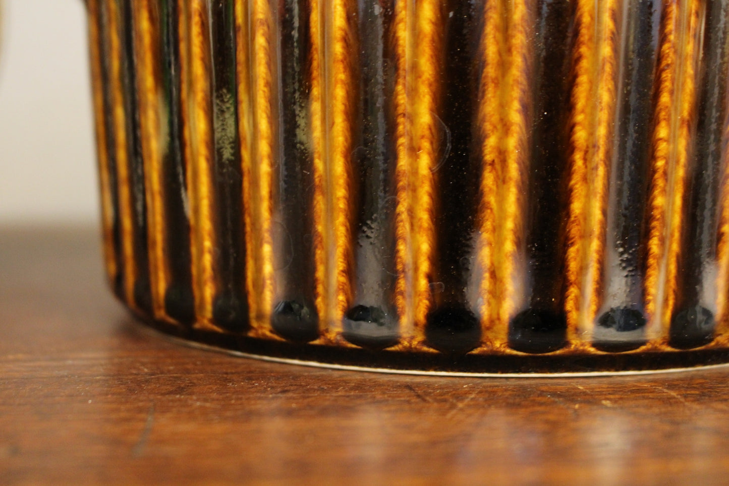 Pair of Cinnamon Arabia Ceramic Dishes