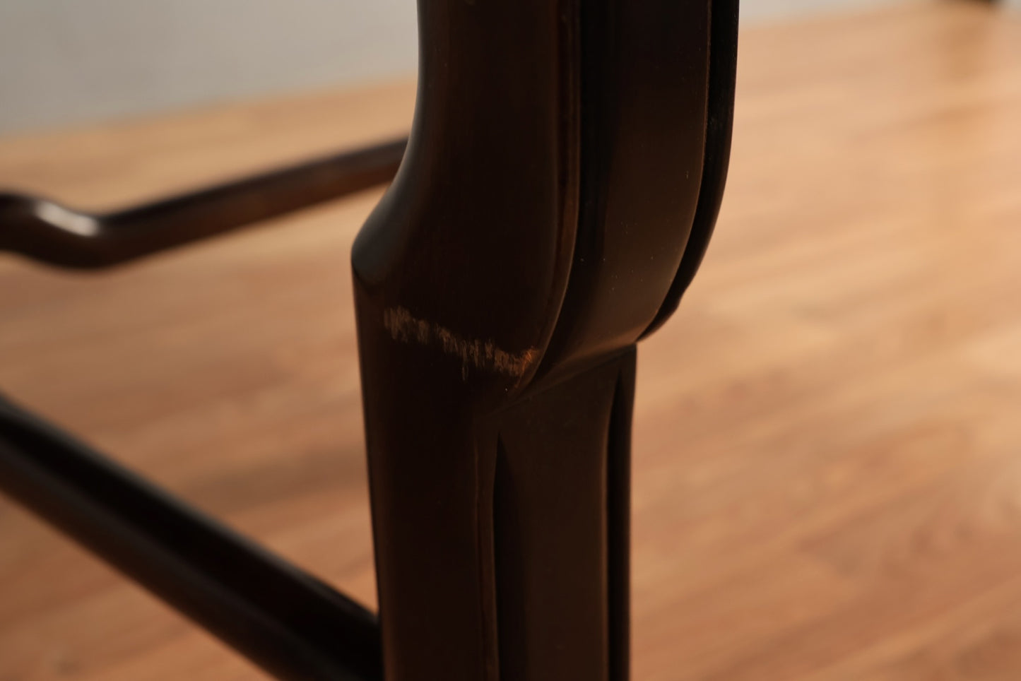 Regency Round Burl & Black Dining Table - ONLINE ONLY