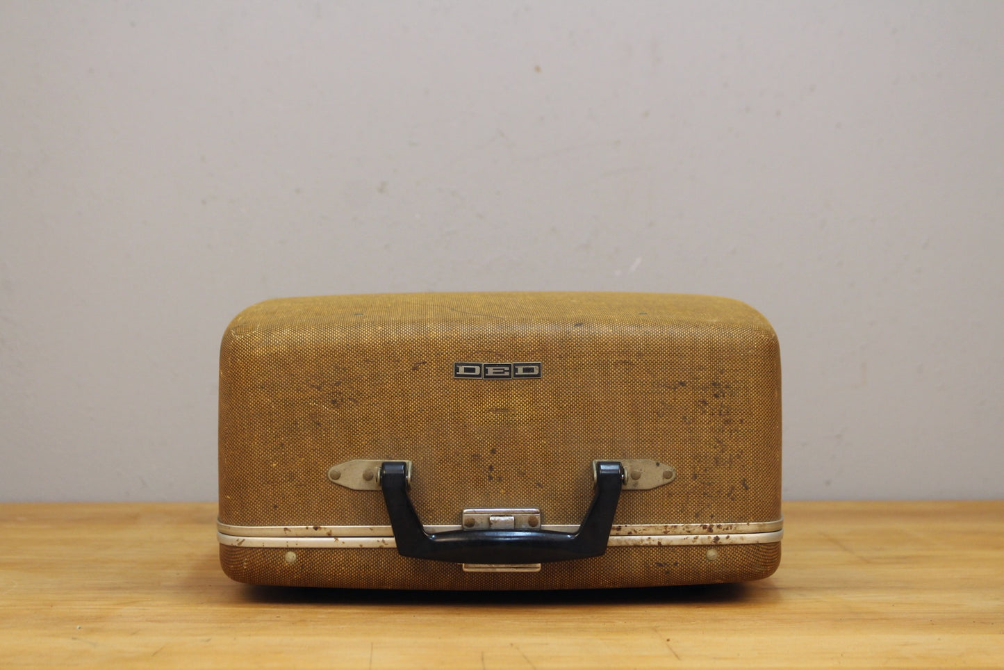 1950s Royal Quiet Deluxe Typewriter