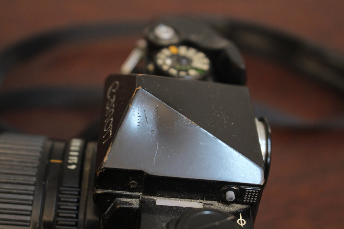 Canon F1 35mm Camera & Zoom Lens