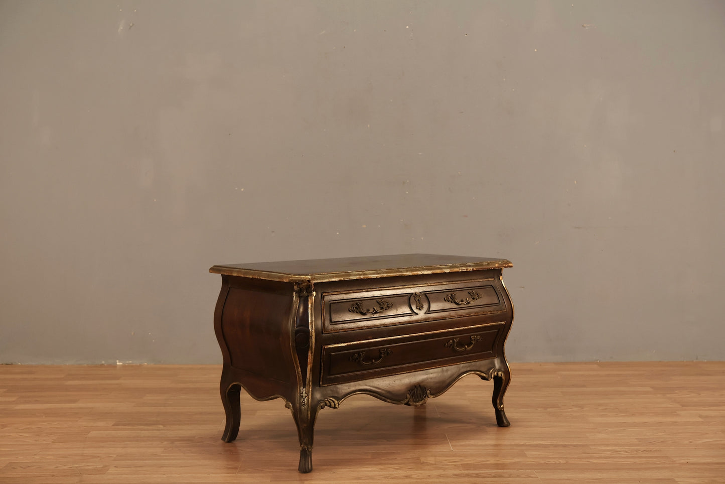 Low Heritage 2-Drawer Bombe Chest