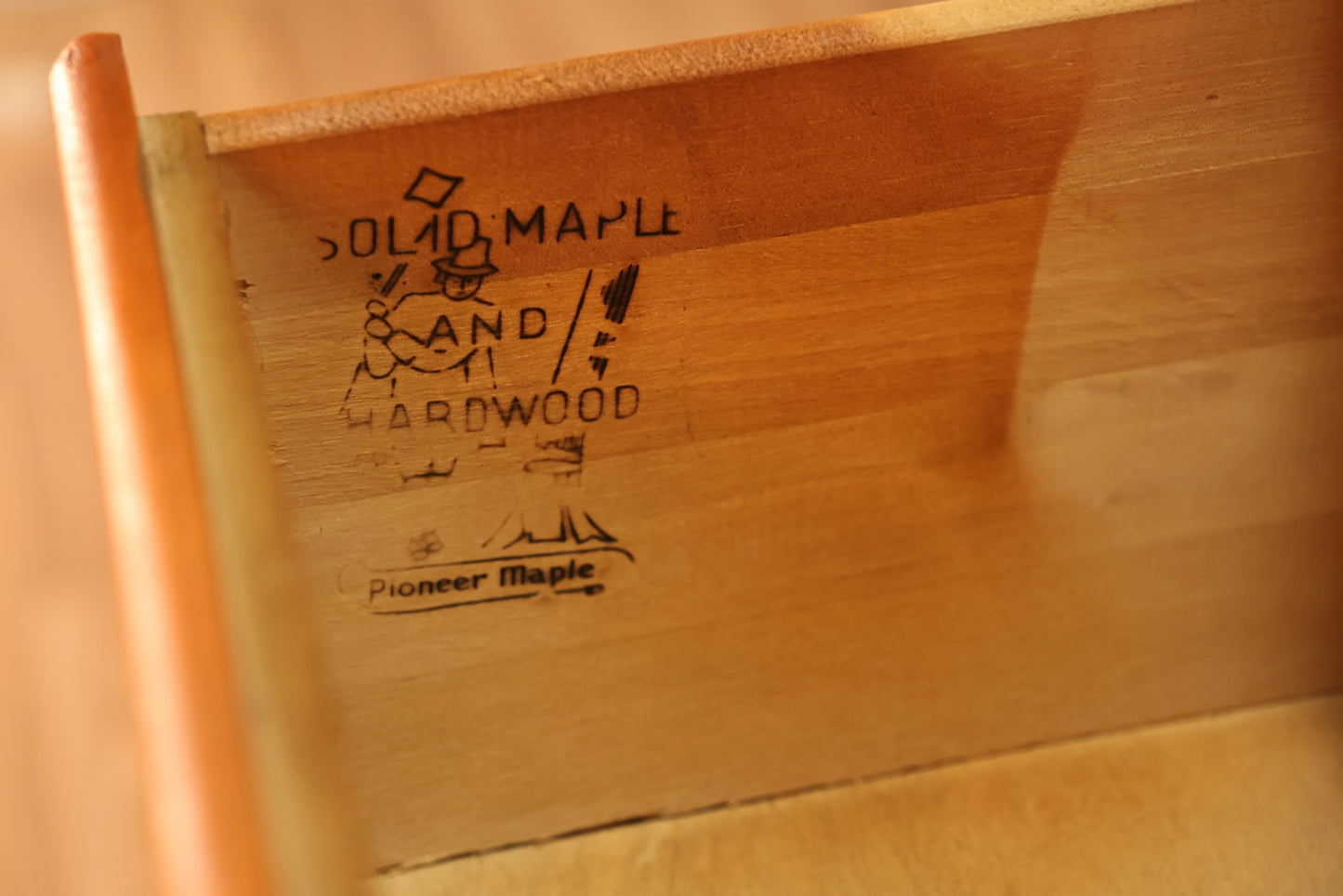 Small Country Maple 3-Drawer Dresser