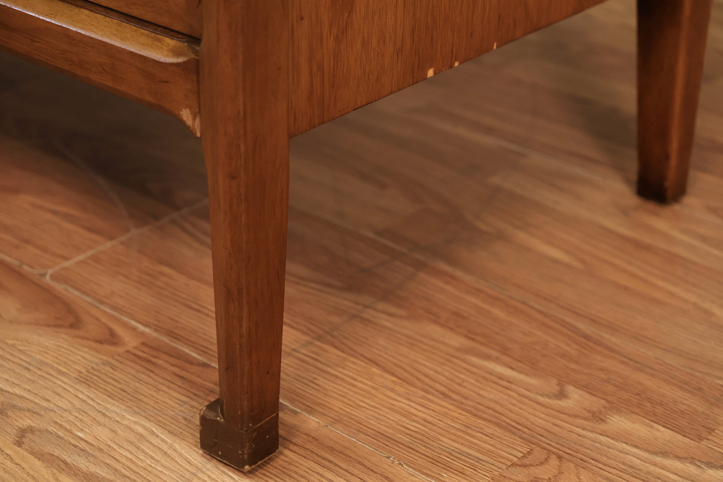 Regal Walnut 4-Drawer Bachelor's Chest