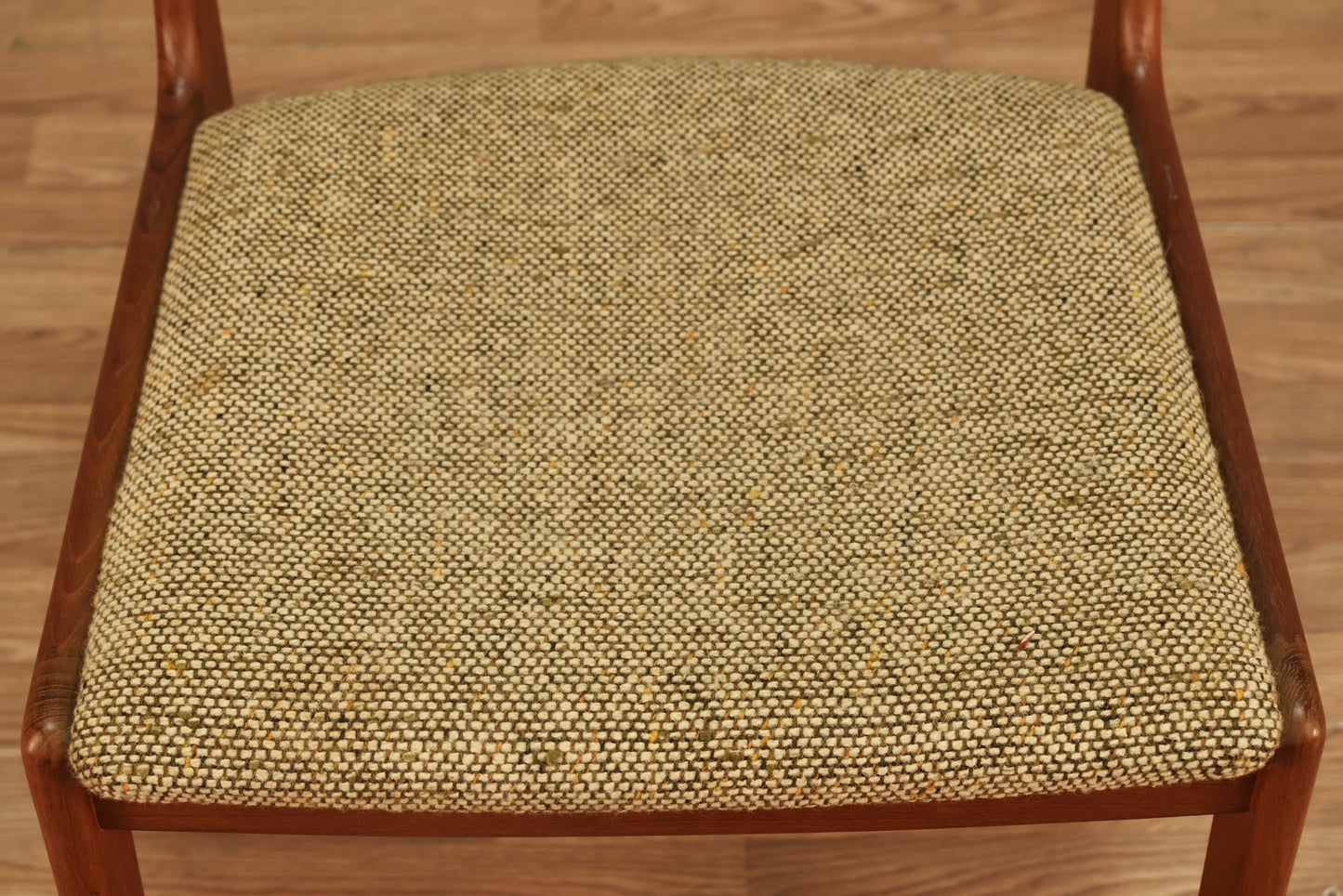 Mid Century Teak & Oatmeal Side Chair