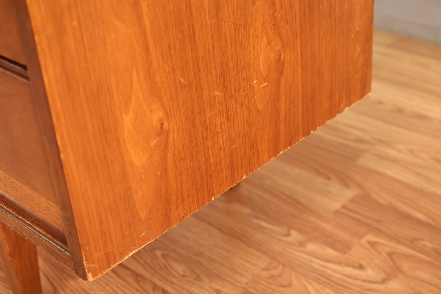 Simple Walnut 9-Drawer Dresser