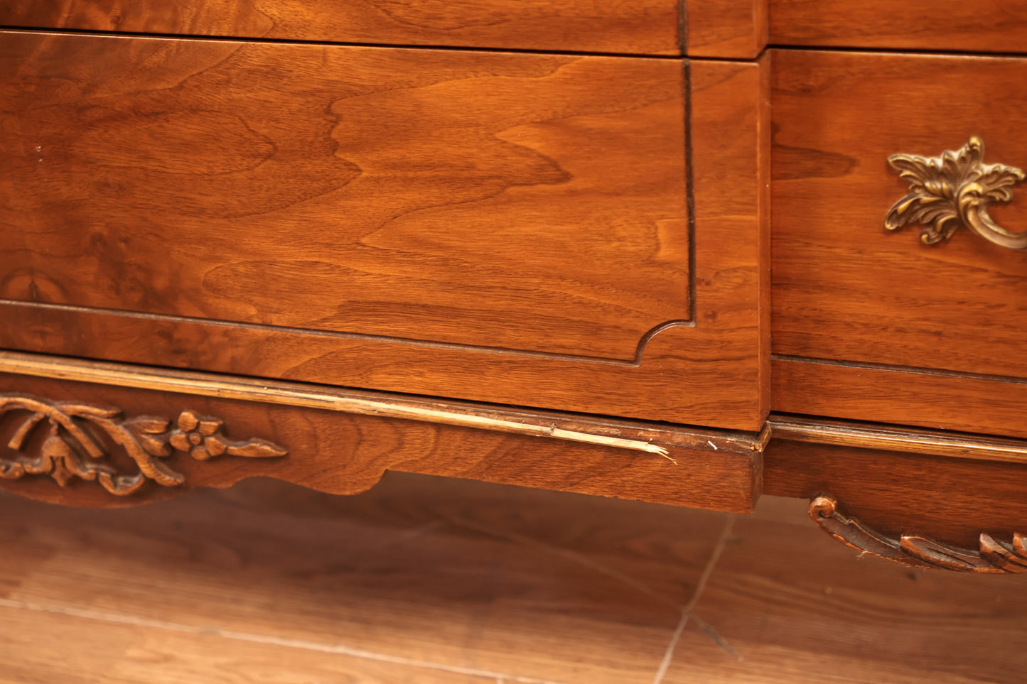 French Provincial 4-Drawer Dresser