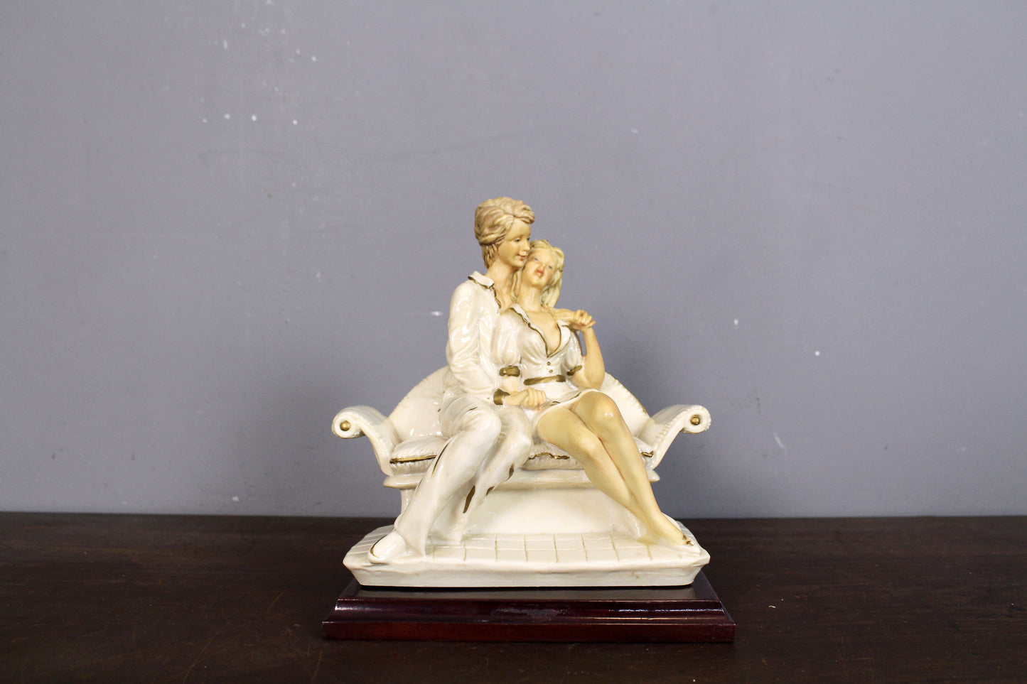 Italian "How Deep Is Your Love" Statue