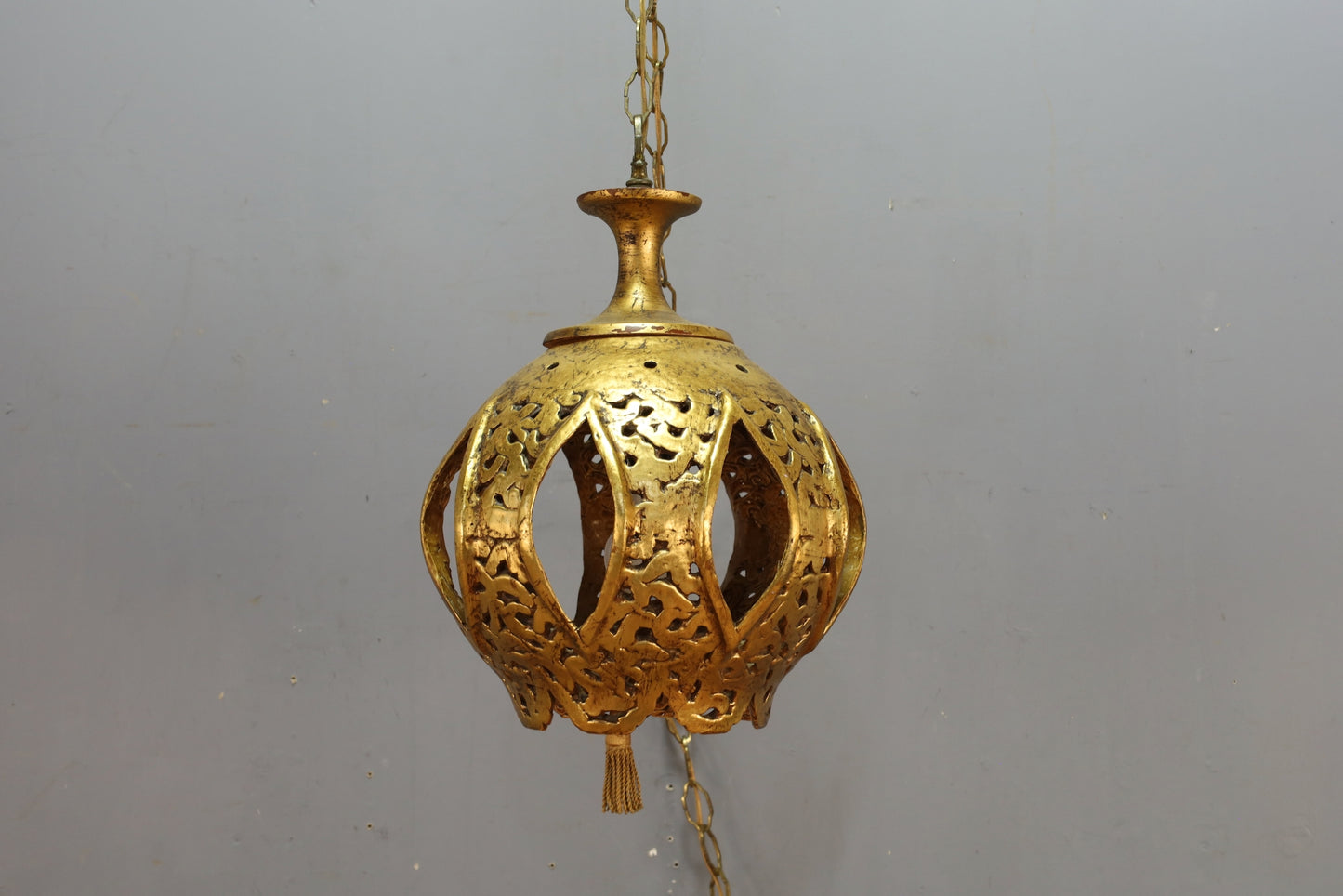 Ceramic Gold Bud Swag Lamp Y