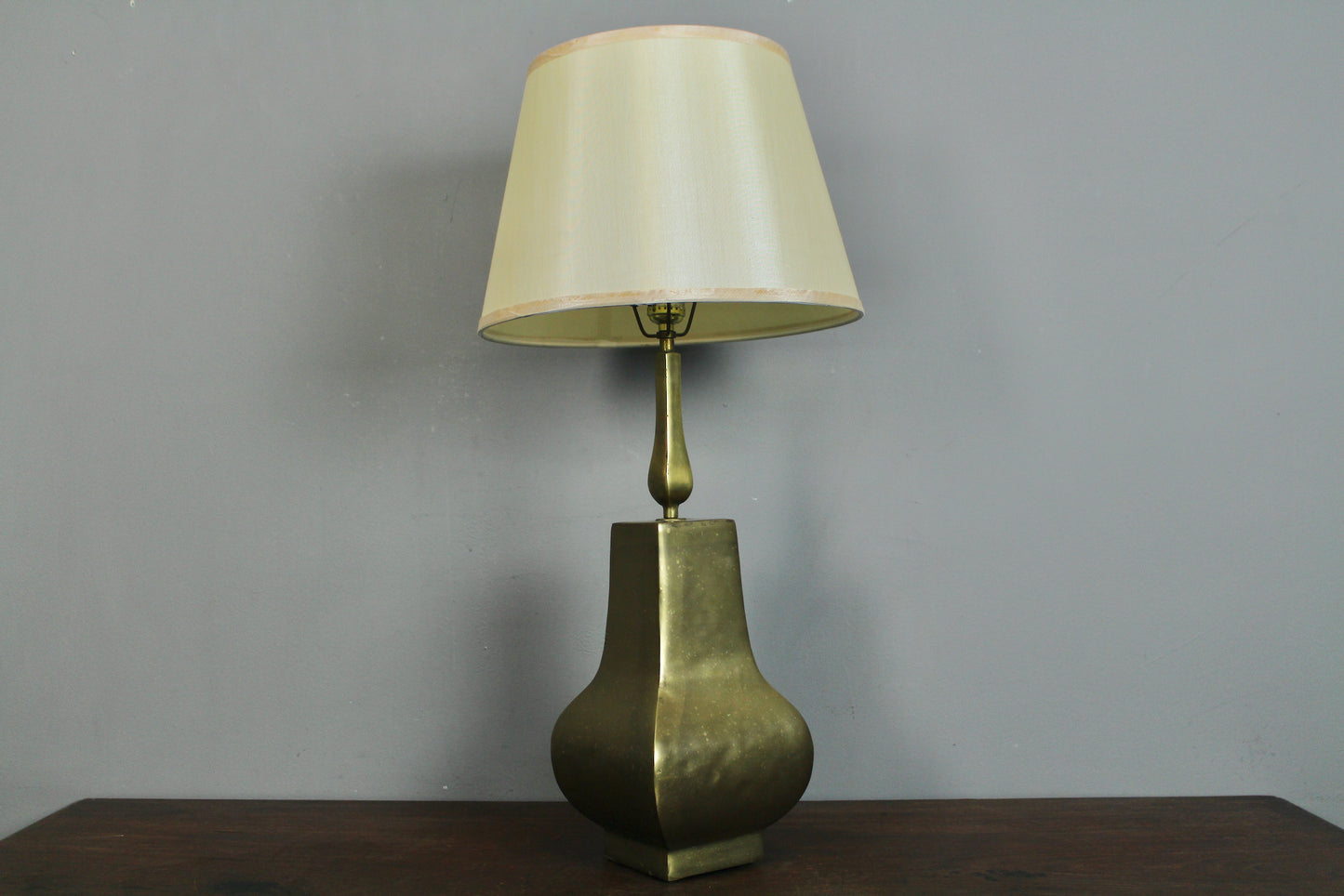 Simple Brass Table Lamp