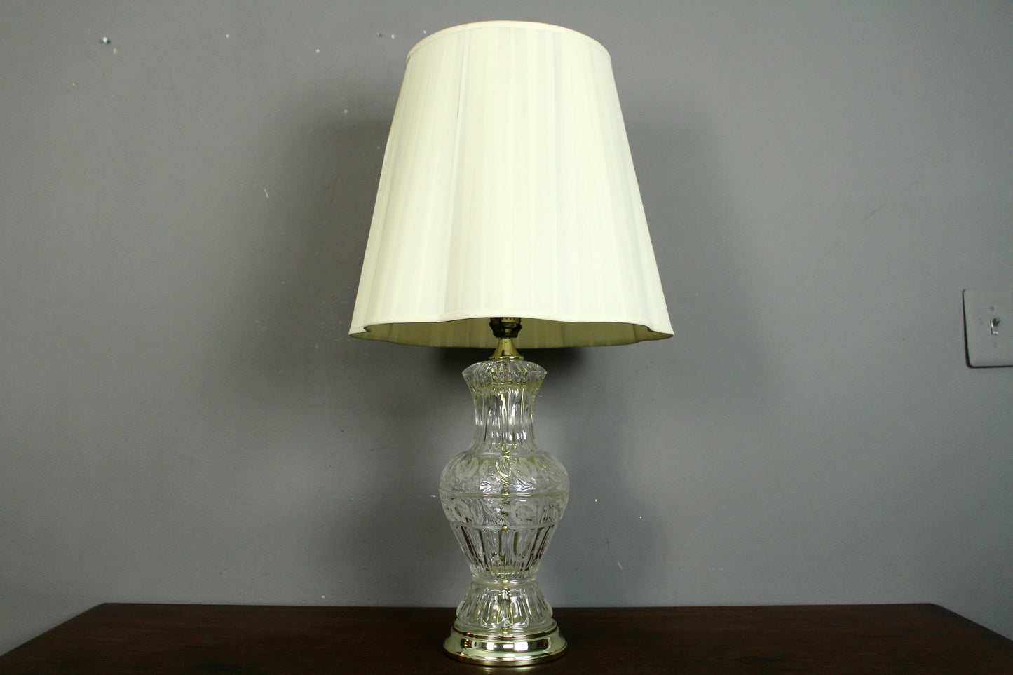 Elegant Cut Glass Table Lamp