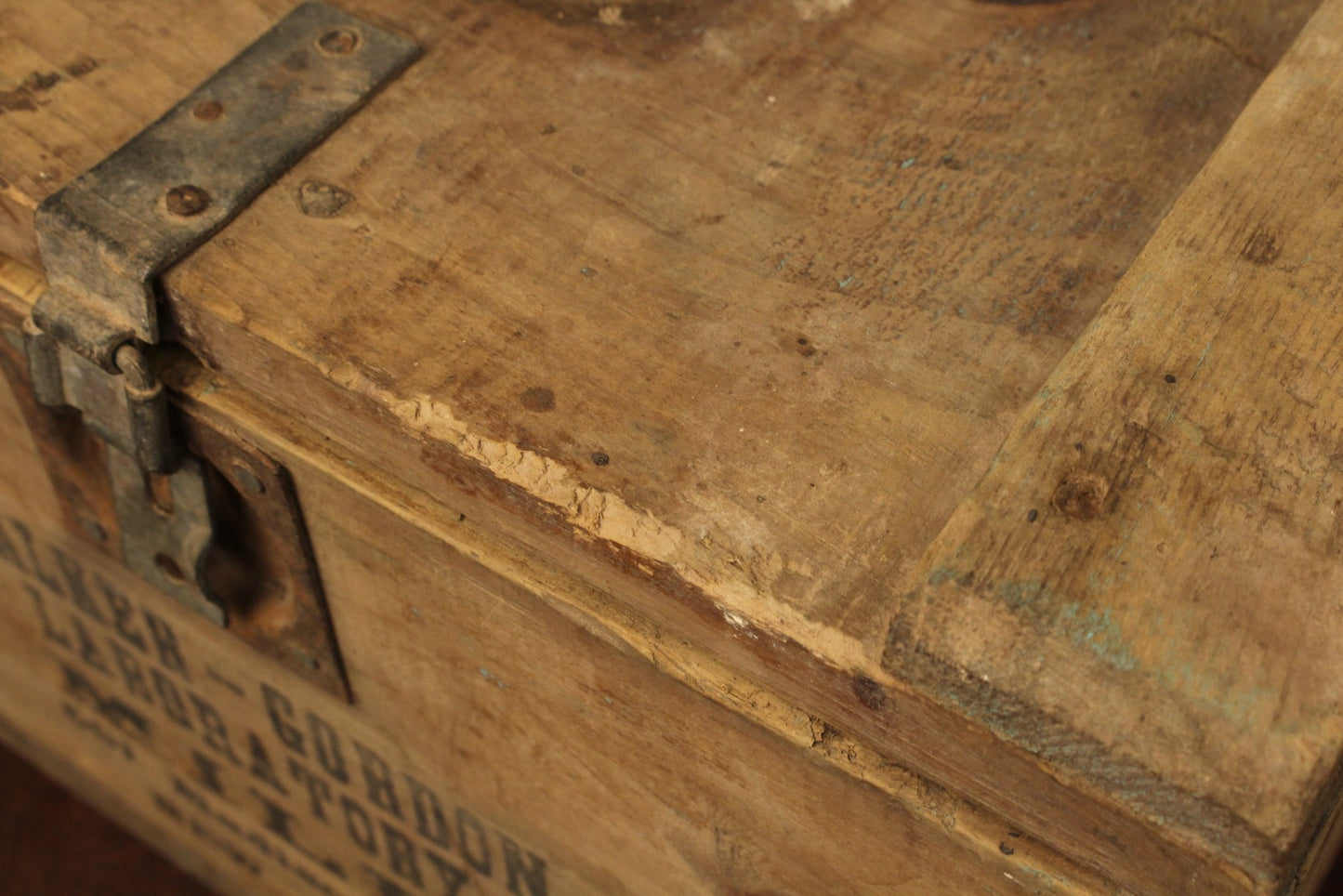Antique Walker-Gordon Insulated Milk Crate