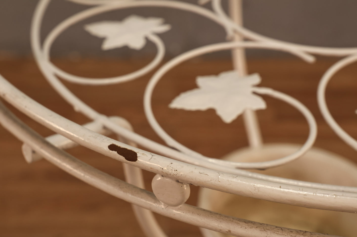 White Iron Plant Stand - ONLINE ONLY
