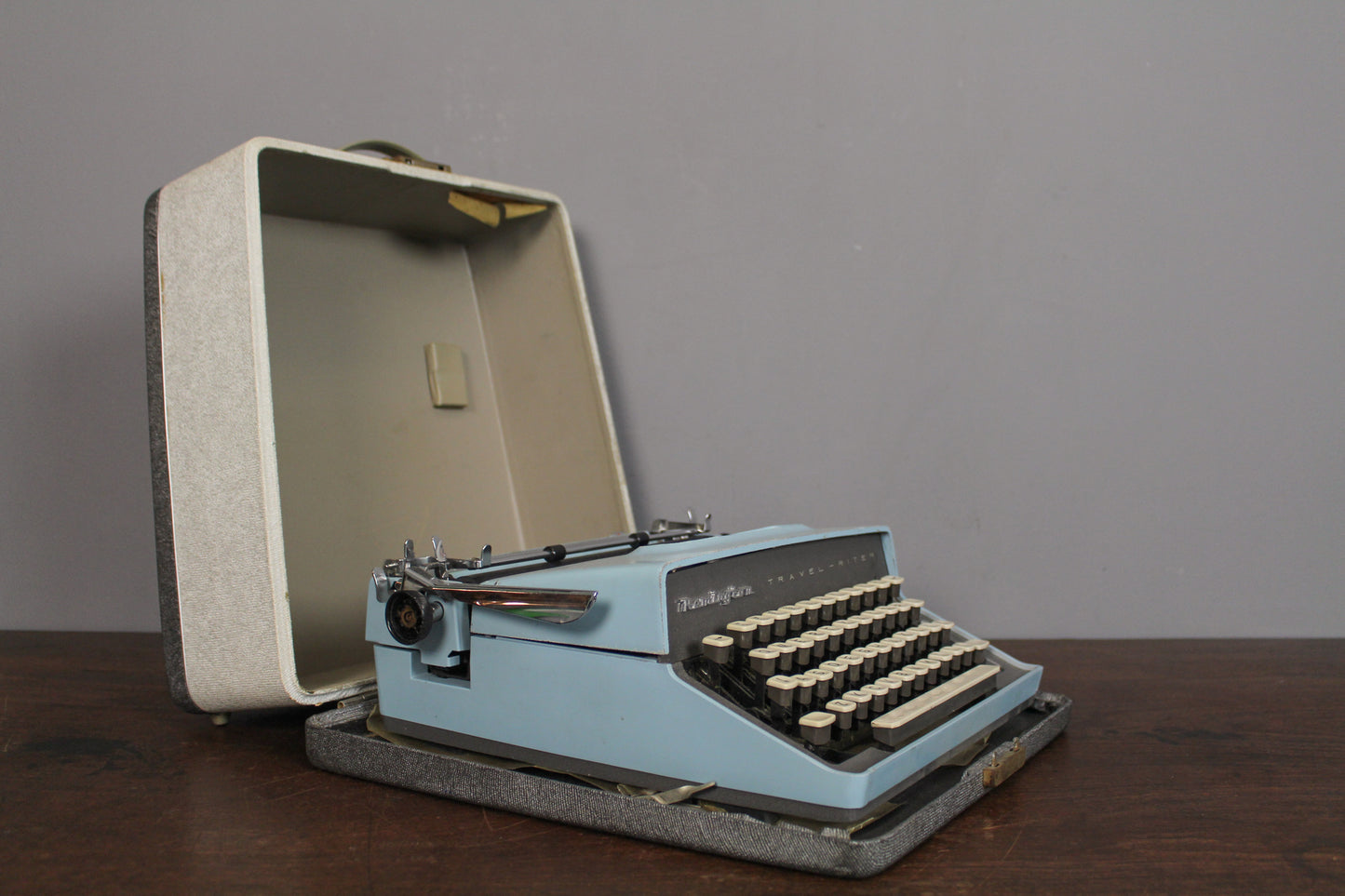 1960s Remington Traver-Riter Typewriter