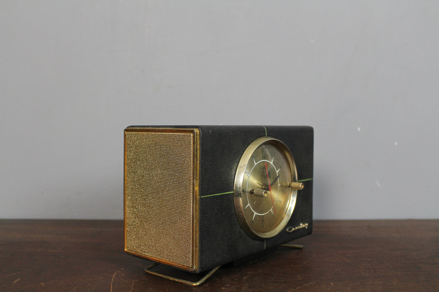 Crosley 1950s Prop Clock Radio