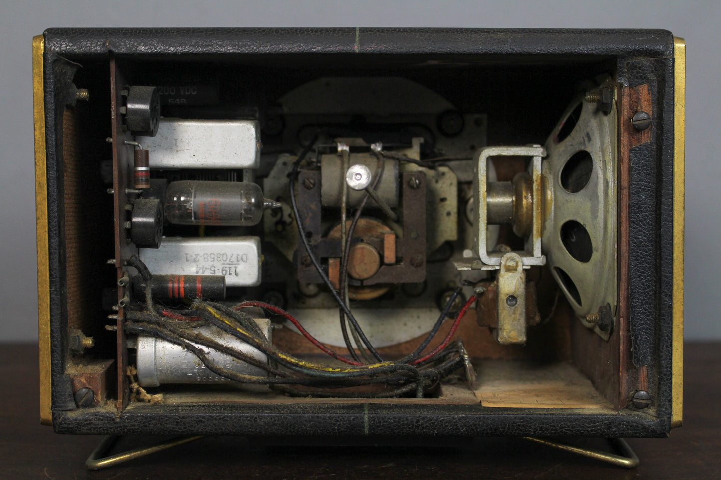 Crosley 1950s Prop Clock Radio